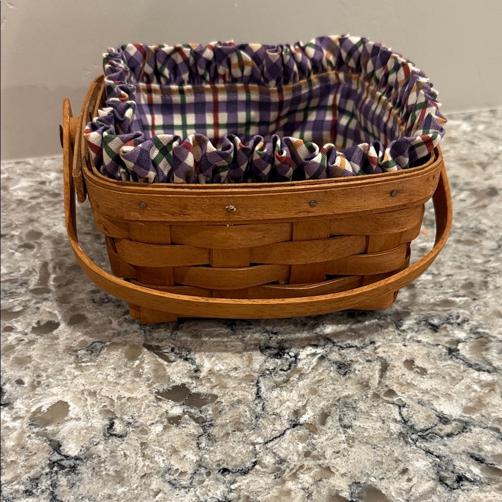 Vintage 1991 Longaberger Berry Basket with Plaid Lining